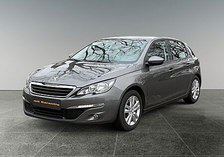 Peugeot 308 Active 1.2-Navi-8 Fach Bereift
