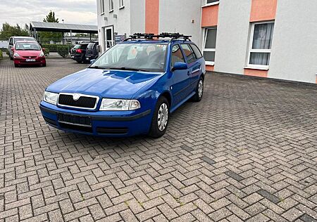 Skoda Octavia Combi Tour