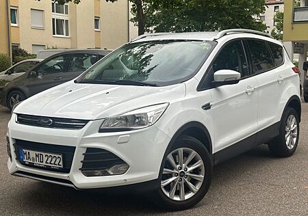 Ford Kuga 2,0 TDCi 2x4 110kW SYNC Edition SYNC Ed...