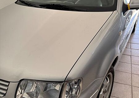 VW Polo Volkswagen 6N2 AHK