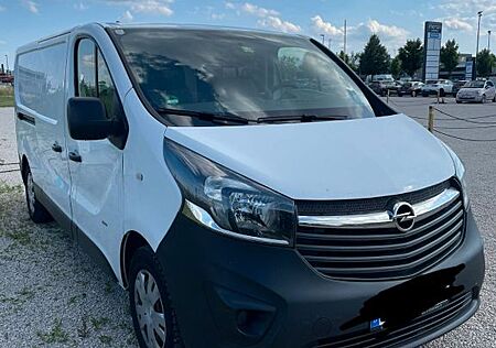 Opel Vivaro Camper (vorbereitet)