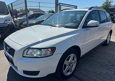 Volvo V50 Kombi 1.6 D Drive Kinetic *FESTPREIS* XENON*