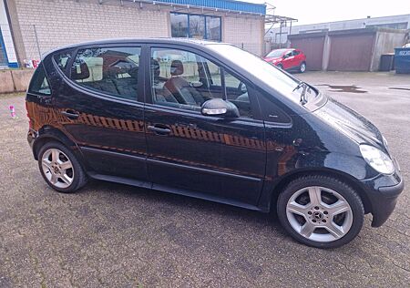 Mercedes-Benz A 160 CLASSIC PICCADILLY Lang Classic