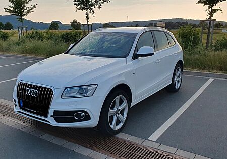 Audi Q5 2.0 TFSI tiptronic quattro -