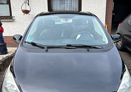 Ford Ka /+ 1,2 Titanium Titanium