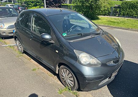 Toyota Aygo (X) Aygo (X) 1,0 -