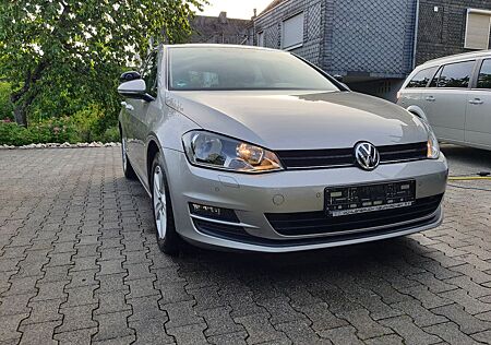 VW Golf Volkswagen 1.6 TDI / Rückfahrkamera/ HU neu
