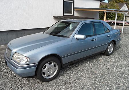 Mercedes-Benz C 180 Elegance, erst 85.000 KM, H-Kennzeichen
