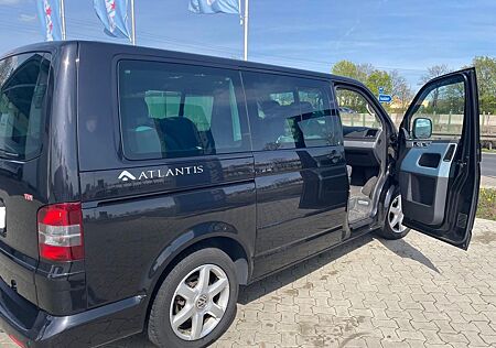 VW T5 Multivan Volkswagen Atlantis