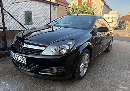Opel Astra TwinTop 1.8