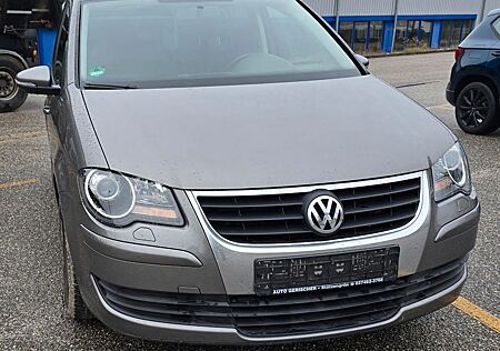 VW Touran Volkswagen 1.9 TDI DSG DPF Freestyle Freestyle