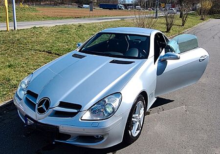 Mercedes-Benz SLK 200 KOMPRESSOR - XENON