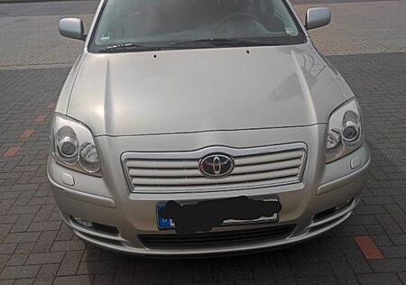 Toyota Avensis 2,0 * 1. Hand * Scheckheft * Rentner
