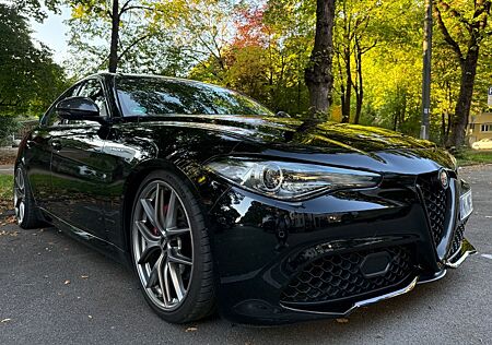 Alfa Romeo Giulia 2.0 Turbo 16V 206kW AT8-Q4 Veloce Veloce