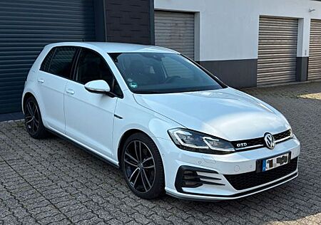 VW Golf Volkswagen 7 GTD Facelift TDI DSG Automatik Virtual