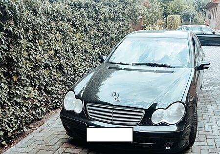 Mercedes-Benz 200