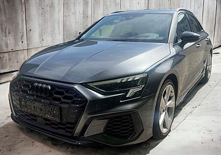 Audi S3 2.0 TFSI quattro Sportback B&O Navi Leder WR