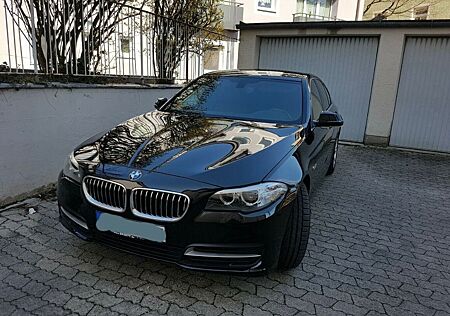 BMW 520d xDrive A -