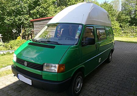 VW T4 Volkswagen Bus Camper mit Hochdach langer Radstand