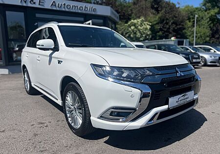 Mitsubishi Outlander PHEV Plus 4WD *1.Hand*AHK*Kam.*