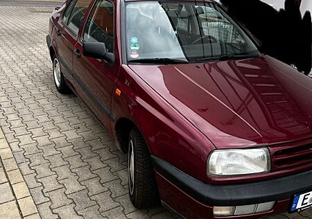VW Vento Volkswagen 1.8 GLX GLX