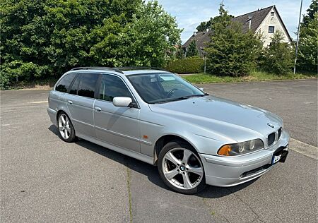 BMW 525 gebraucht kaufen BMW 525i Sport touring Sport