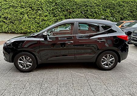 Hyundai ix35 2.0 GDi Style AWD *1.Hand*Leder*PDC*8xAlufe