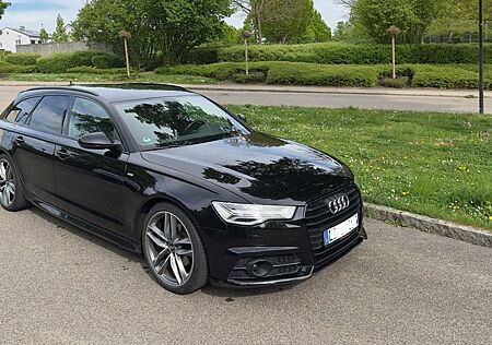 Audi A6 2.0 TDI S-Line Avant - Schwarzpaket