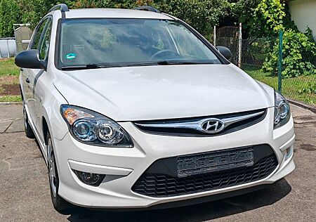 Hyundai i30 CW 1.4 Classic Classic