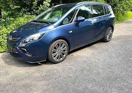 Opel Zafira C Tourer Leder Navi AHK TÜV NEU