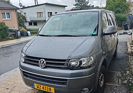 VW T5 Multivan Volkswagen - NEW ENGINE