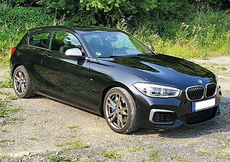 BMW 135 M135i xDrive 2-Türer TÜV bis 03/27