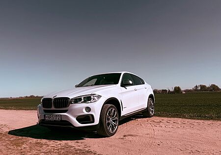 BMW X6 xDrive35i -