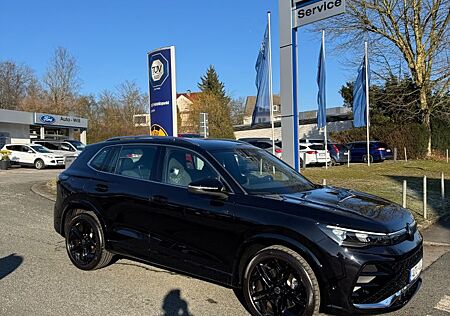 VW Tiguan Volkswagen 2.0 TDI 142 kW *4Motion *R-Line*