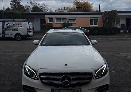 Mercedes-Benz E 220 d T Autom. - Sommer + Winterreifen