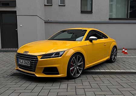 Audi TTS 8S Coupe 2.0 TFSI S tronic quattro -