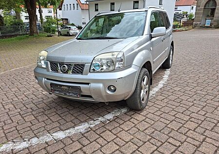 Nissan X-Trail 4x4 columbia 2.2 dCi columbia