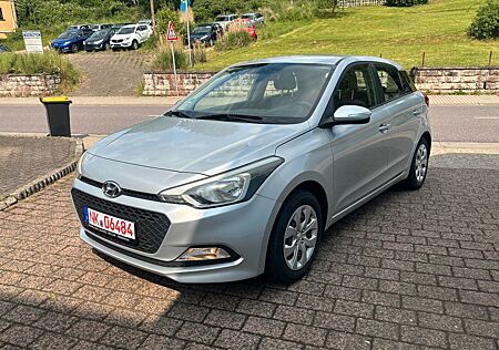 Hyundai i20 *AUTOMATIK