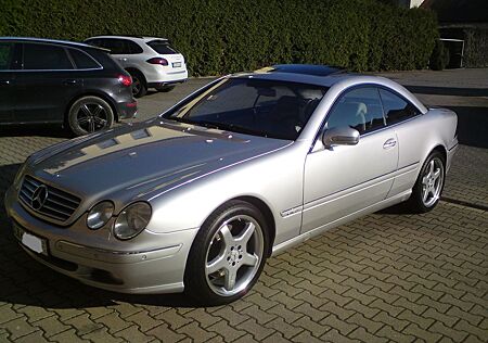 Mercedes-Benz CL 600 V12