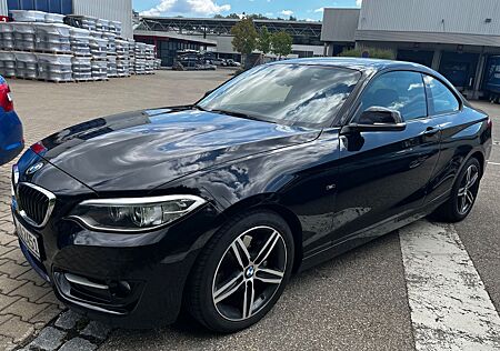 BMW 220d Coupé Sport Line