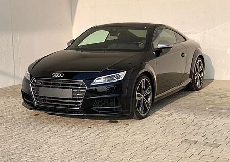 Audi TTS Coupe 2.0 TFSI quattro -