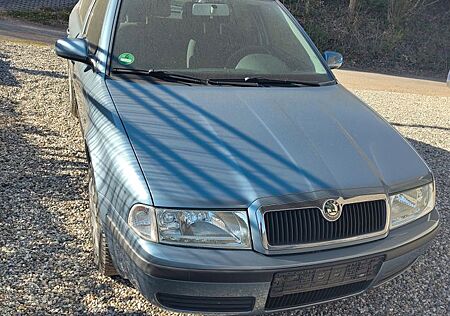 Skoda Octavia 1.6 Classic Classic