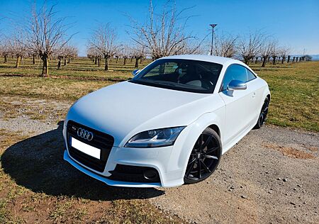 Audi TTS Coupe 2.0 TFSI S tronic quattro -