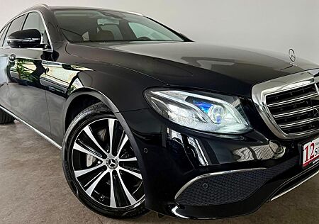 Mercedes-Benz E 300 T-Modell de 360° HUD ACC Pano Burmester