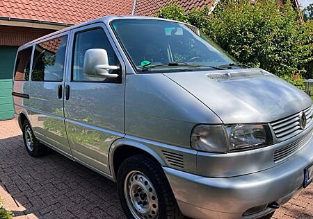 VW T4 Multivan Volkswagen neuer TÜV, viele Extras