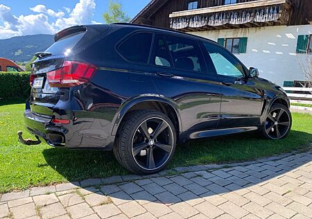 BMW X5 M50 M50d - Garagenfahrzeug AHK