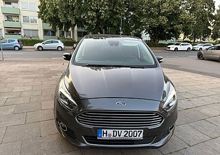 Ford S-Max gebraucht kaufen Ford S-Max 2,0 EcoBlue 140kW 4x4 ST-Line Auto ST-Line