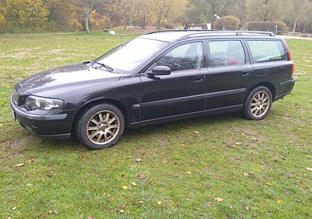 Volvo V70 2.4 -