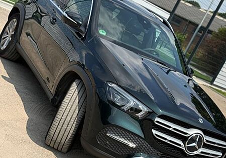 Mercedes-Benz GLE 300 GLE 300D 4MATIC mit 9G-TRONIC Top Zustand