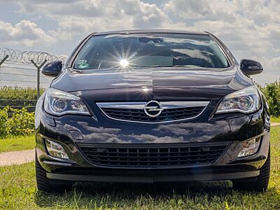 Opel Astra J 1.6 Turbo Automatik | cosmo
